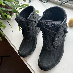 Sz 8.5 Sperry Duck Boots